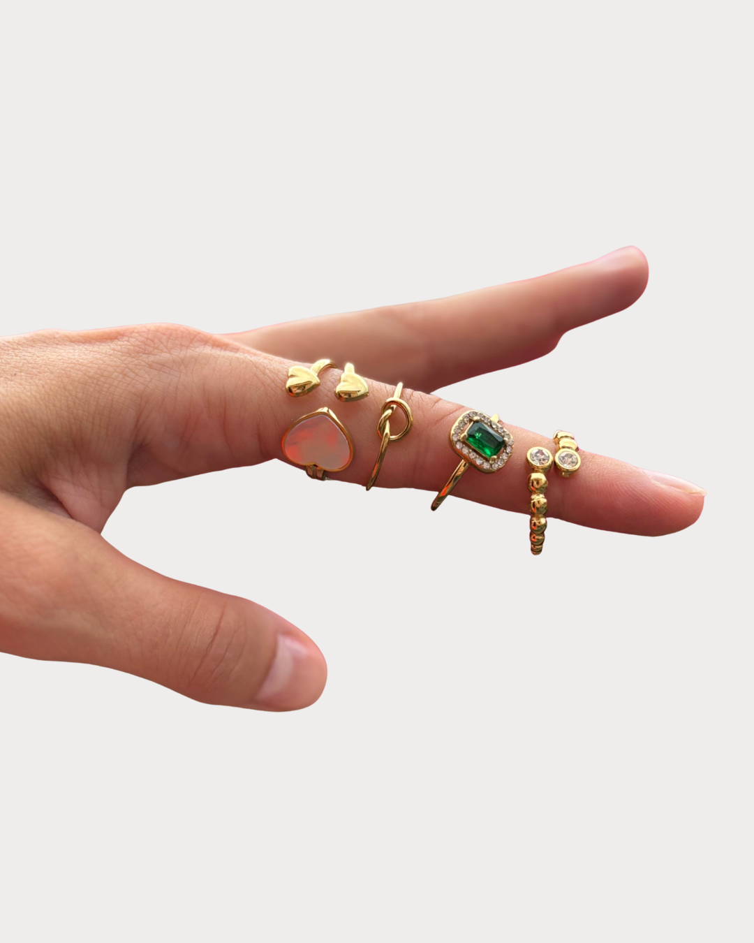 Anello beads